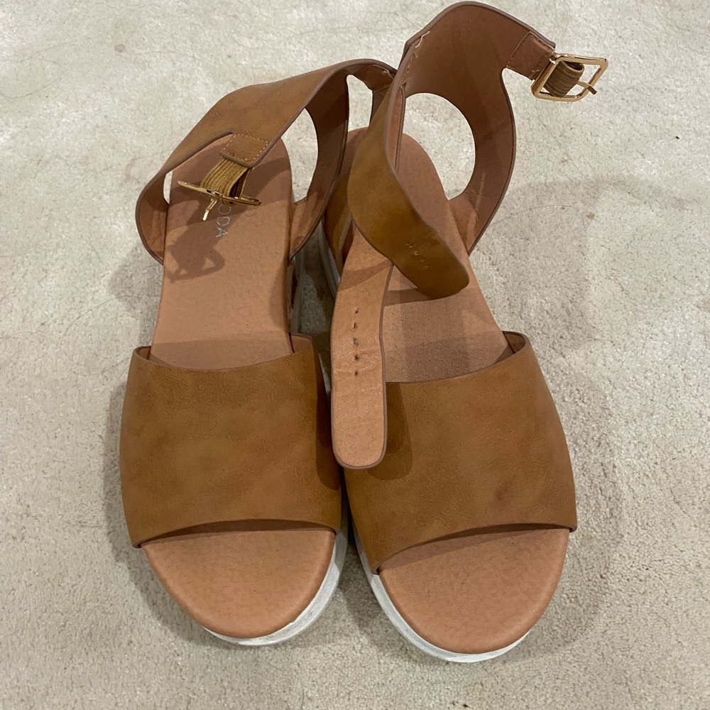 Brown Sandals with Buckle